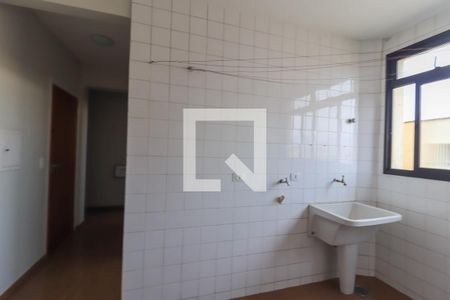 Apartamento à venda com 119m², 3 quartos e 2 vagas Apartamento à venda com 119m², 3 quartos e 2 vagasCozinha e Área de Serviço