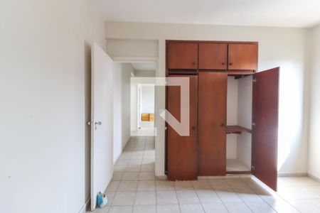 Apartamento à venda com 119m², 3 quartos e 2 vagas Apartamento à venda com 119m², 3 quartos e 2 vagasQuarto 2