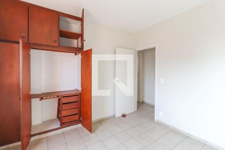 Apartamento à venda com 119m², 3 quartos e 2 vagas Apartamento à venda com 119m², 3 quartos e 2 vagasQuarto