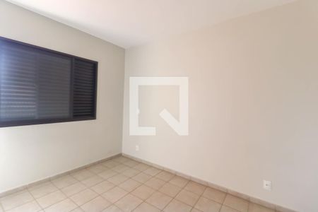 Apartamento à venda com 119m², 3 quartos e 2 vagas Apartamento à venda com 119m², 3 quartos e 2 vagasQuarto 2