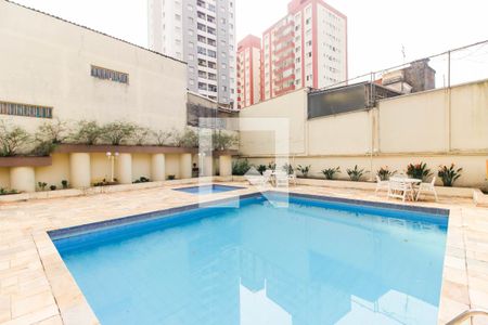 Apartamento à venda com 72m², 3 quartos e 1 vaga Apartamento à venda com 72m², 3 quartos e 1 vagaÁrea comum - Piscina