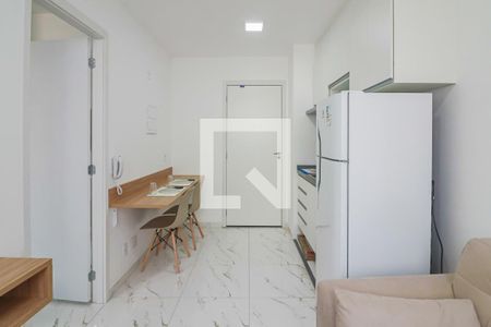 Sala / Cozinha de kitnet/studio à venda com 1 quarto, 27m² em Butantã, São Paulo