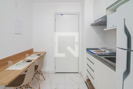 Sala / Cozinha de kitnet/studio à venda com 1 quarto, 27m² em Butantã, São Paulo