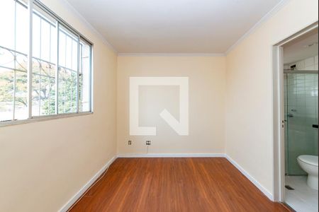 Suíte de apartamento à venda com 3 quartos, 75m² em Jardim América, Belo Horizonte