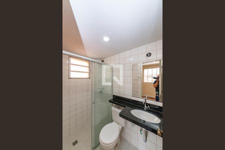 Banheiro da Suíte de apartamento à venda com 3 quartos, 75m² em Jardim América, Belo Horizonte