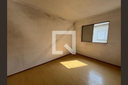 Quarto de apartamento para alugar com 2 quartos, 53m² em Vila Figueira, Suzano