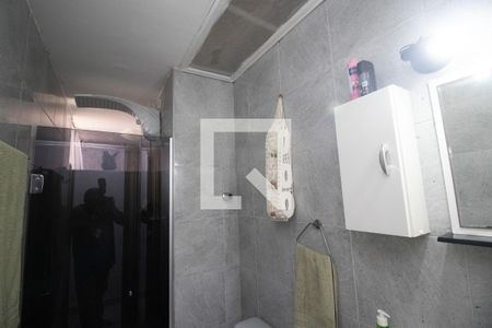 Banheiro de apartamento à venda com 2 quartos, 47m² em Ilha do Governador, Rio de Janeiro