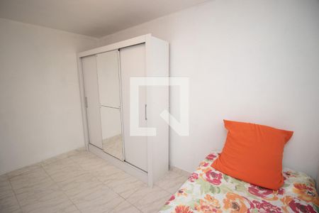 Quarto 2 de apartamento para alugar com 2 quartos, 47m² em Ilha do Governador, Rio de Janeiro