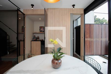 Sala de casa para alugar com 3 quartos, 103m² em Vila Madalena, São Paulo