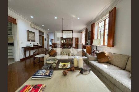 Sala de casa à venda com 3 quartos, 312m² em Butantã, São Paulo