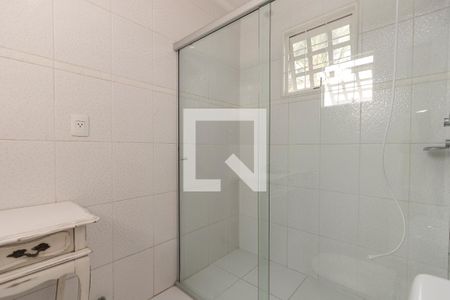 Banheiro da Suíte de casa para alugar com 3 quartos, 180m² em Vila Cordeiro, São Paulo