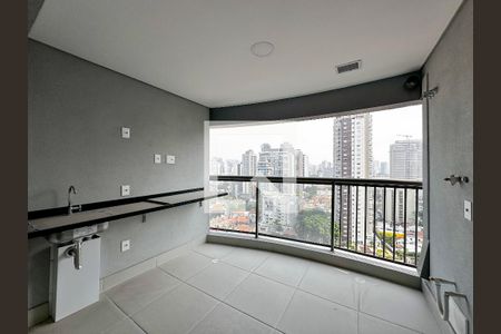 Sacada de kitnet/studio à venda com 0 quarto, 32m² em Jardim das Acácias, São Paulo