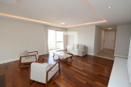 Sala de apartamento para alugar com 3 quartos, 160m² em Parque Residencial Julia, São Paulo