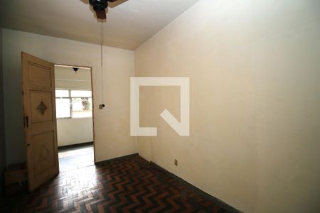 Sala de casa para alugar com 1 quarto, 48m² em Brás de Pina, Rio de Janeiro