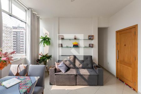 Sala de apartamento à venda com 3 quartos, 70m² em Vila Isabel, Rio de Janeiro