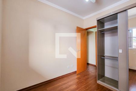 Quarto 1 de apartamento para alugar com 3 quartos, 70m² em Parque Santo Antônio, Jacareí