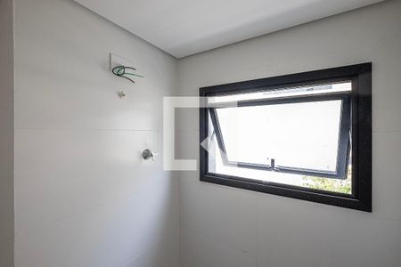 Banheiro de kitnet/studio à venda com 1 quarto, 24m² em Vila Madalena, São Paulo