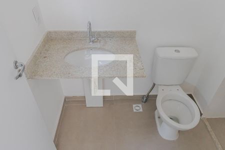 Banheiro de kitnet/studio à venda com 1 quarto, 24m² em Vila Madalena, São Paulo