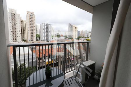 Varanda de kitnet/studio para alugar com 1 quarto, 20m² em Vila Gomes Cardim, São Paulo