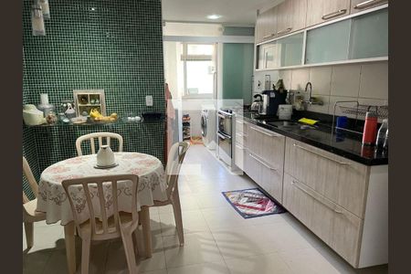 Apartamento à venda com 3 quartos, 123m² em Santa Rosa, Niterói