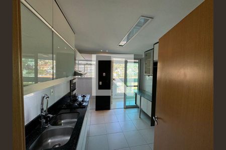 Apartamento à venda com 3 quartos, 120m² em Vital Brasil, Niterói