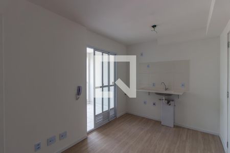 Sala/Cozinha de apartamento para alugar com 2 quartos, 31m² em Vila Curuçá, São Paulo