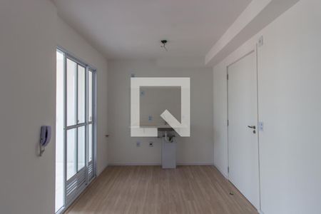 Sala/Cozinha de apartamento para alugar com 2 quartos, 31m² em Vila Curuçá, São Paulo