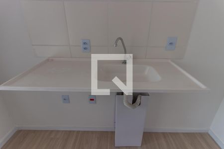 Sala/Cozinha de apartamento para alugar com 2 quartos, 31m² em Vila Curuçá, São Paulo