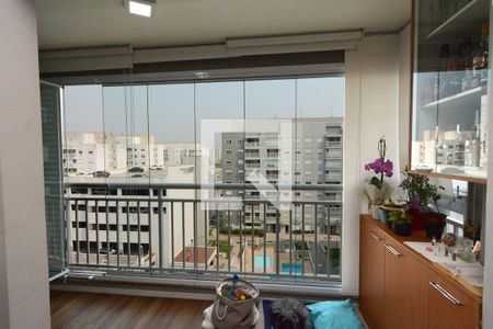 Varanda gourmet de apartamento à venda com 2 quartos, 61m² em Vila Isa, São Paulo