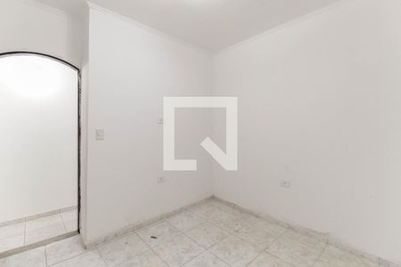 Quarto de casa para alugar com 1 quarto, 70m² em Vila Carmosina, São Paulo