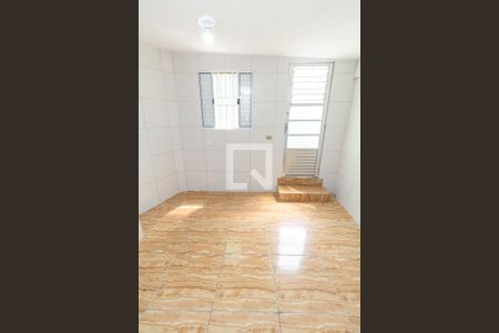 Kitnet de casa para alugar com 1 quarto, 15m² em Vila União (zona Leste), São Paulo