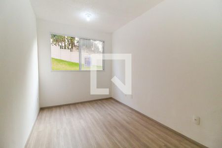 Sala de casa para alugar com 2 quartos, 41m² em Jardim Helian, São Paulo