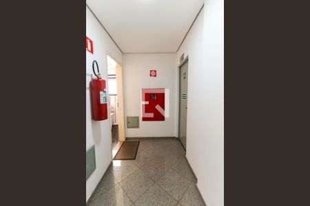 Hall De Serviço de apartamento à venda com 3 quartos, 124m² em Vila Regente Feijó, São Paulo