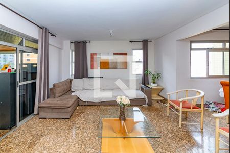 Apartamento à venda com 253m², 4 quartos e 3 vagasSala