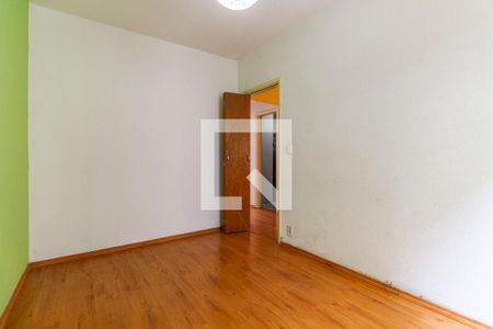 Quarto 1 de apartamento para alugar com 2 quartos, 44m² em Sumarezinho, São Paulo