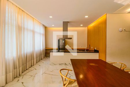 Apartamento à venda com 112m², 3 quartos e 2 vagas Apartamento à venda com 112m², 3 quartos e 2 vagasÁrea comum - Salão de festas