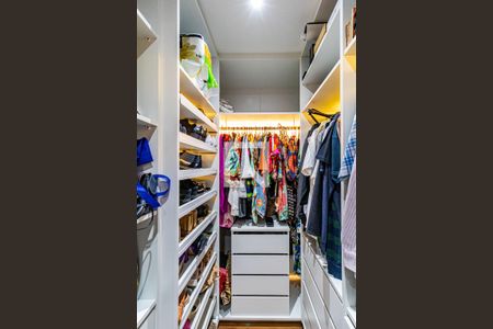 Apartamento à venda com 112m², 3 quartos e 2 vagas Apartamento à venda com 112m², 3 quartos e 2 vagasSuite - Closet