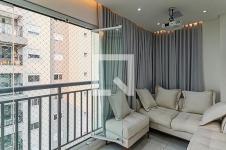 Apartamento à venda com 112m², 3 quartos e 2 vagas Apartamento à venda com 112m², 3 quartos e 2 vagasVaranda gourmet