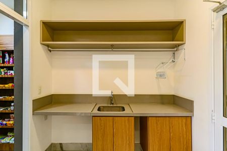 Apartamento à venda com 112m², 3 quartos e 2 vagas Apartamento à venda com 112m², 3 quartos e 2 vagasÁrea comum - Lavanderia
