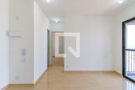 Sala de apartamento para alugar com 2 quartos, 40m² em Parque Maria Helena, São Paulo