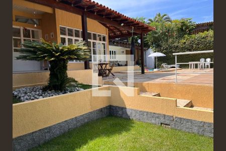 Casa à venda com 4 quartos, 332m² em Matapaca, Niterói