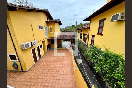 Casa à venda com 4 quartos, 326m² em Vila Progresso, Niterói