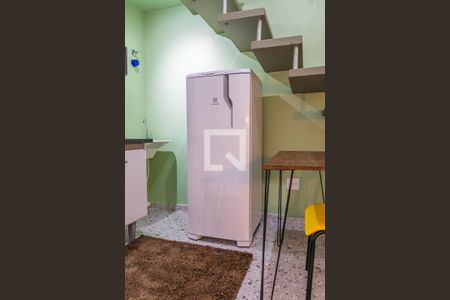 Sala/Cozinha de apartamento para alugar com 1 quarto, 25m² em Vila do Conde, Barueri