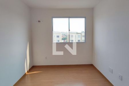 Quarto 2 de apartamento para alugar com 2 quartos, 42m² em Jardim Esmeraldina, Campinas