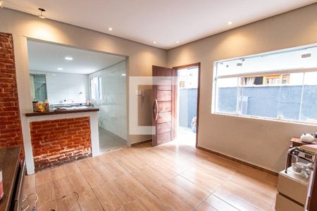 Sala de casa de condomínio para alugar com 2 quartos, 175m² em Vila Mariana, São Paulo