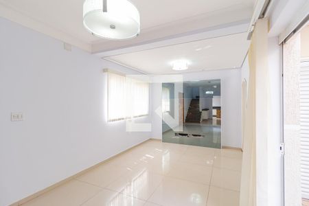 Sala de casa à venda com 3 quartos, 170m² em Jardim das Flores, Osasco