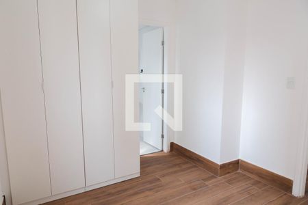 Quarto  de apartamento para alugar com 2 quartos, 51m² em Vila Galvão, Guarulhos