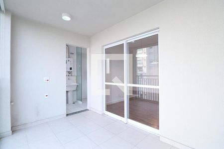 Varanda de apartamento à venda com 2 quartos, 60m² em Vila Anastácio, São Paulo