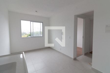 Sala/Cozinha de apartamento para alugar com 2 quartos, 39m² em Jardim Celeste, São Paulo