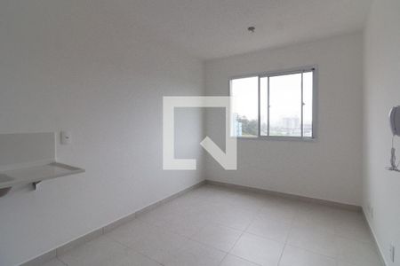 Sala/Cozinha de apartamento para alugar com 2 quartos, 39m² em Jardim Celeste, São Paulo